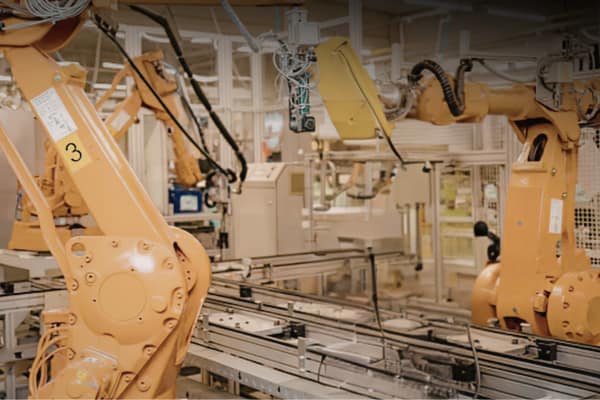 ERP Software für die Produktion: automatisierte Fertigungslinie